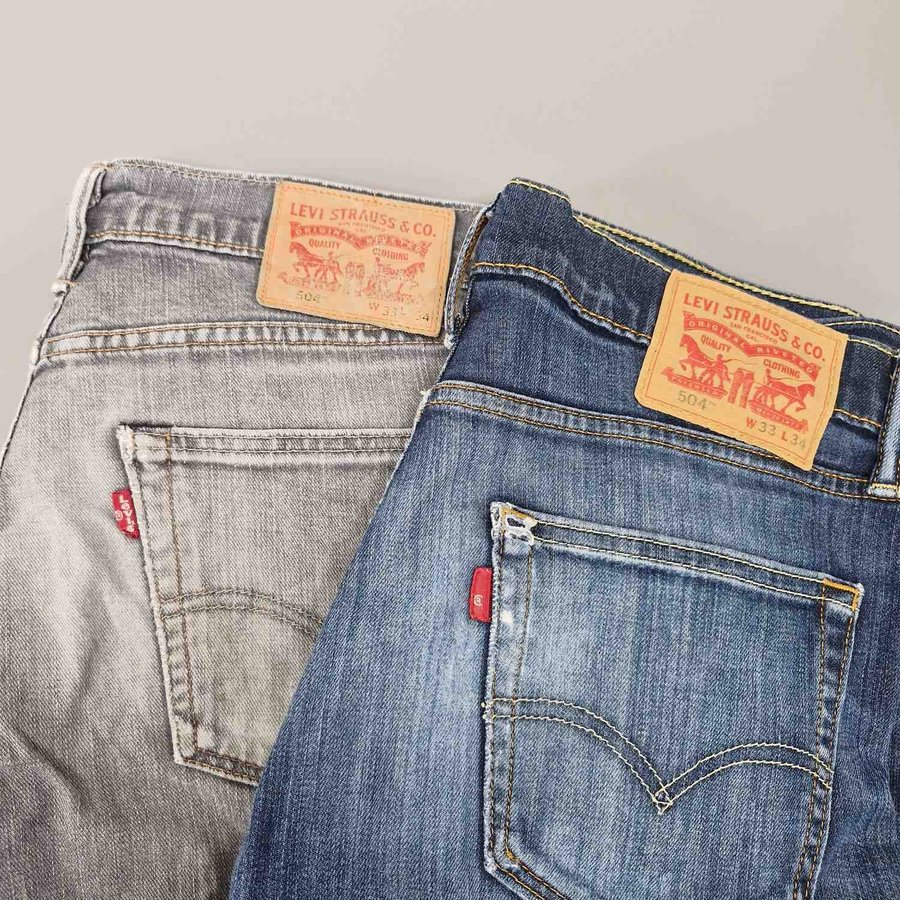 2 x Levis 504 Jeans stl 33 34 gra bla byxor