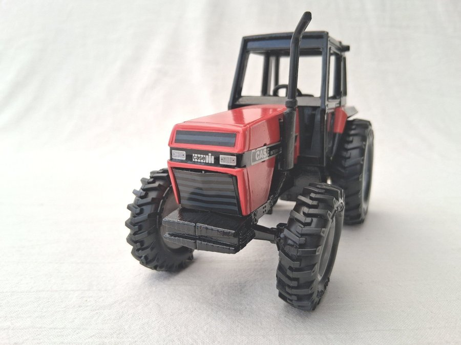 ERTL CASE INTERNATIONAL 2294 Traktor 1:32 | Köp på Tradera (732211089)