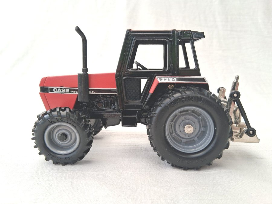 ERTL CASE INTERNATIONAL 2294 Traktor 1:32 | Köp på Tradera (732211089)