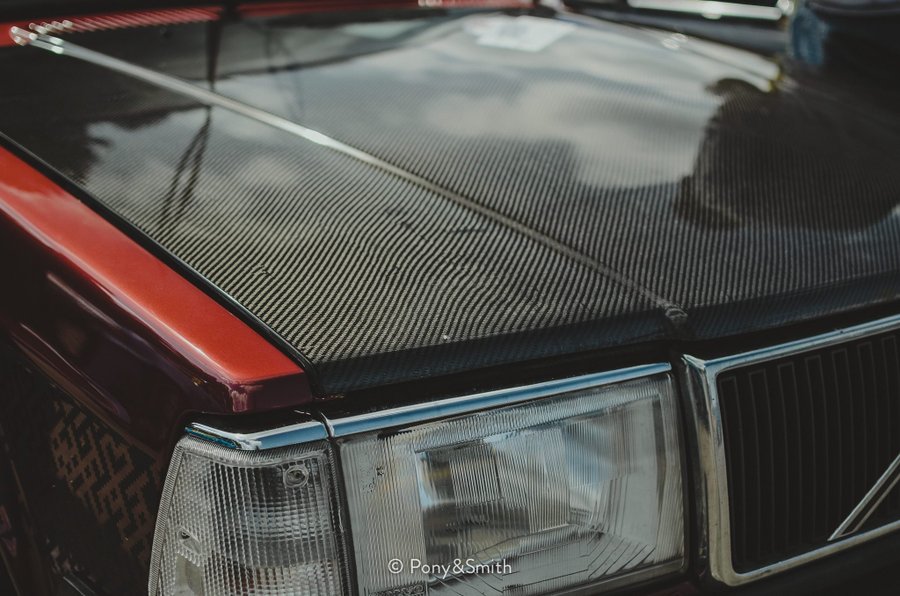 Volvo 240 hood deals