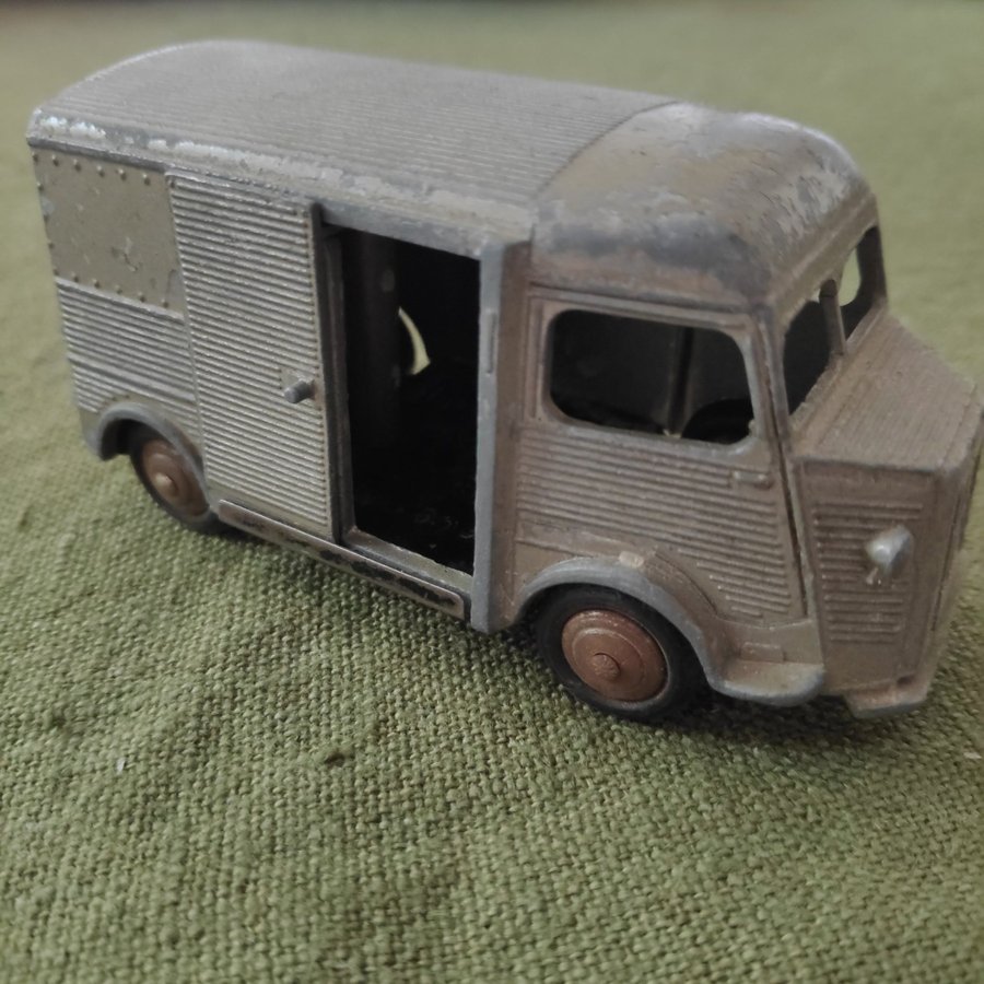 Meccano社　DINKY TOYS　シトロエン　レッカー車　フランス Se produkter som liknar Dinky Toys Citroen 1200 K Mec.. på