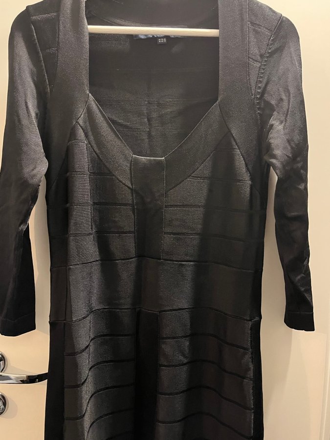 French Connection bandage bodycon midi- dress | Kp p Tradera (725285718)
