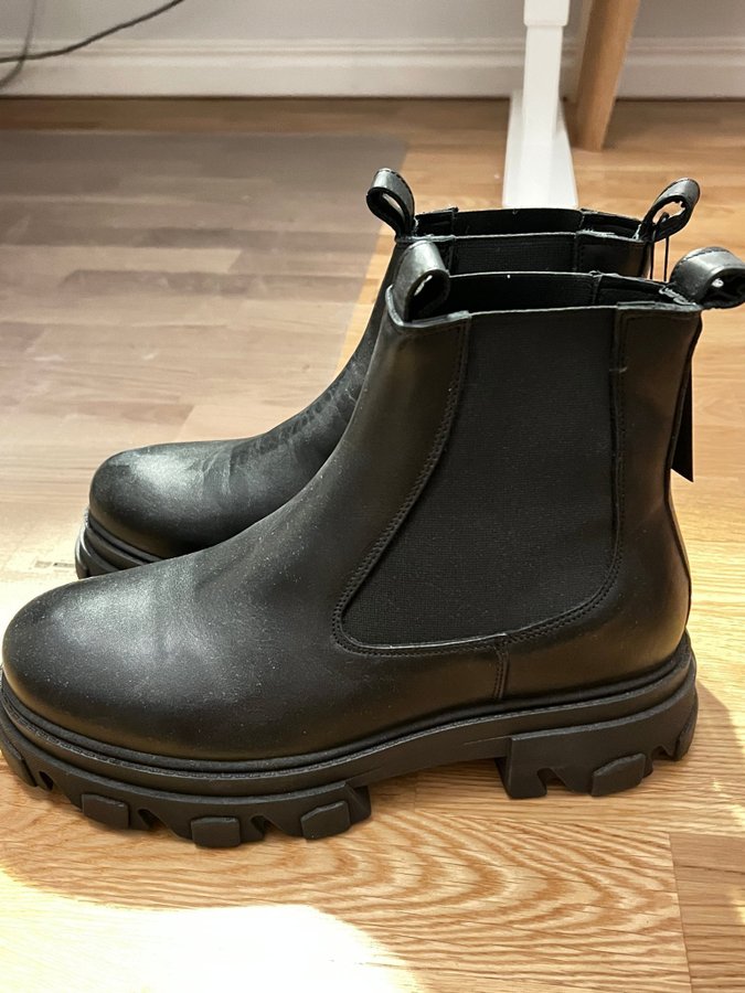 rackam chelsea boots