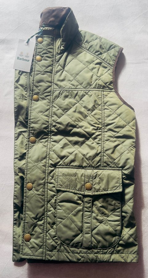Barbour explorer gilet deals