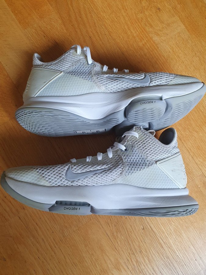 basketskor nike lebron