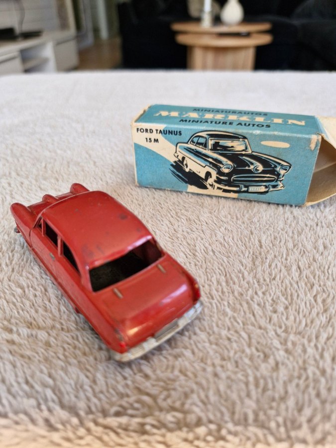 メルクリン　MARKLIN Ford Taunus 15M Binetruy