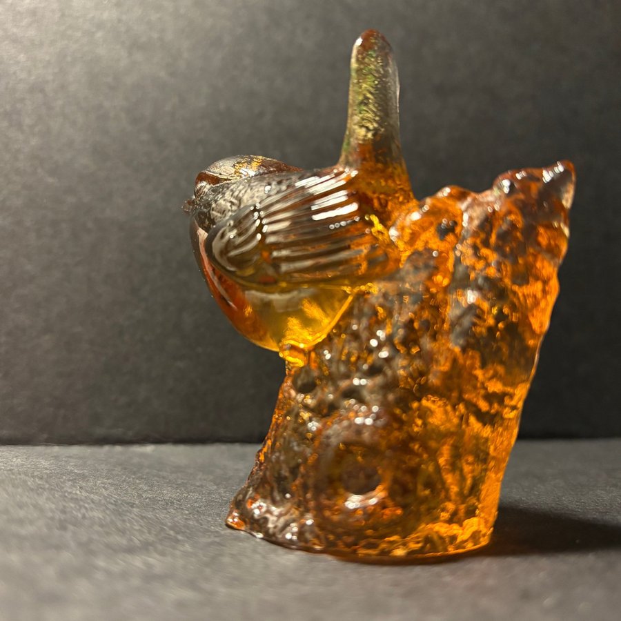 Se produkter som liknar Kosta Boda Glasfågel Paul Hof.. på Tradera