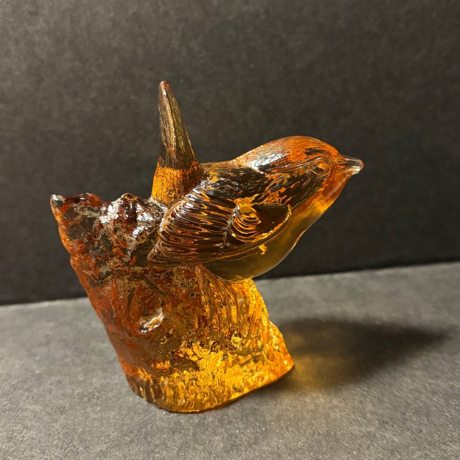 Se produkter som liknar Kosta Boda Glasfågel Paul Hof.. på Tradera