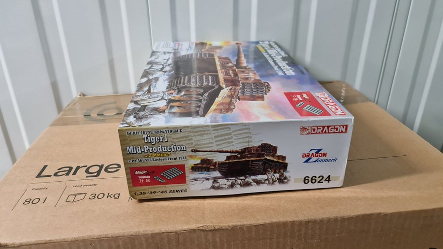 Dragon Sd.Kfz.181 Pz.Kpfw.VI Ausf.E Tiger I Mid.. | Köp på Tradera