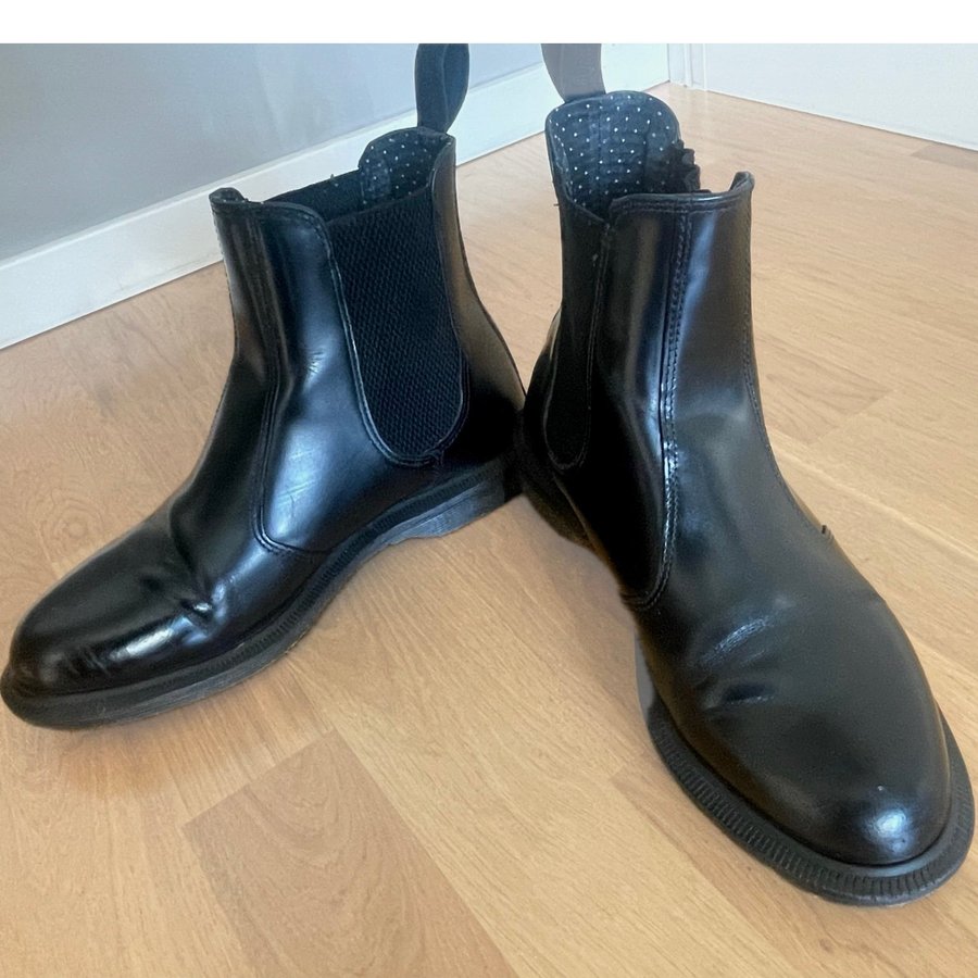 Dr. Martens Flora Boots Svart EU 39