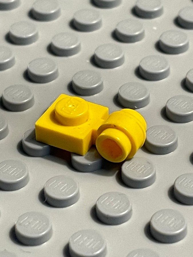 LEGO Lamp Holder 4081 Bright Yellow 1st Kop pa Tradera 645157124