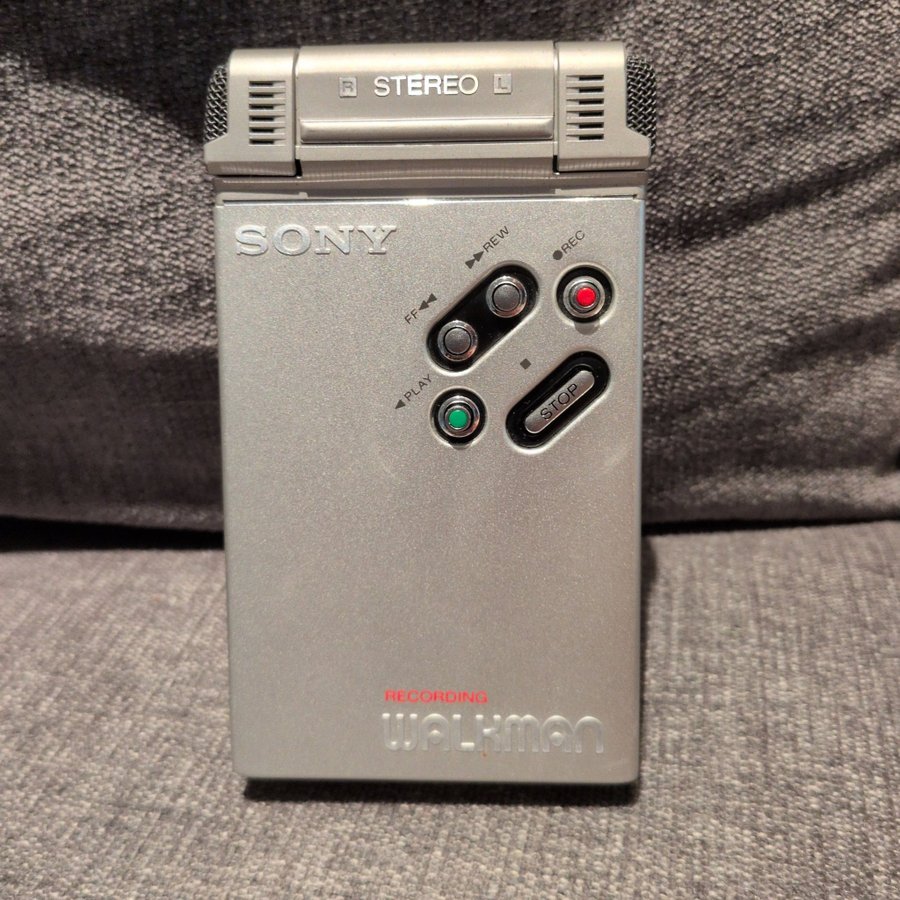 Sony WM-R2 Stereo Cassette-Corder Walkman | Köp på Tradera (732961102)