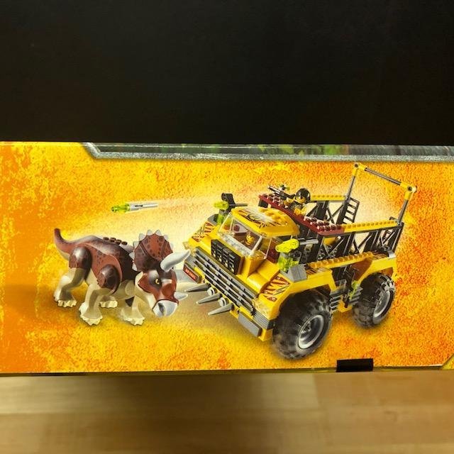 LEGO Dino Jurassic 5885 Triceratops Trapper Kop pa Tradera 520521986
