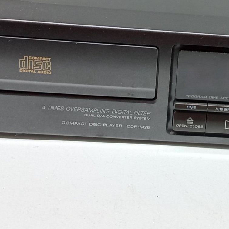 Sony CdpM26 Compact disc player Köp på Tradera (583812640)