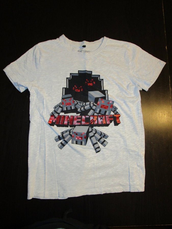Se produkter som liknar Tuff H M gra Minecraft t shir. pa Tradera 644514283
