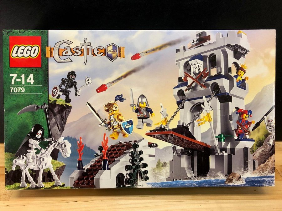 LEGO 7079 Castle 