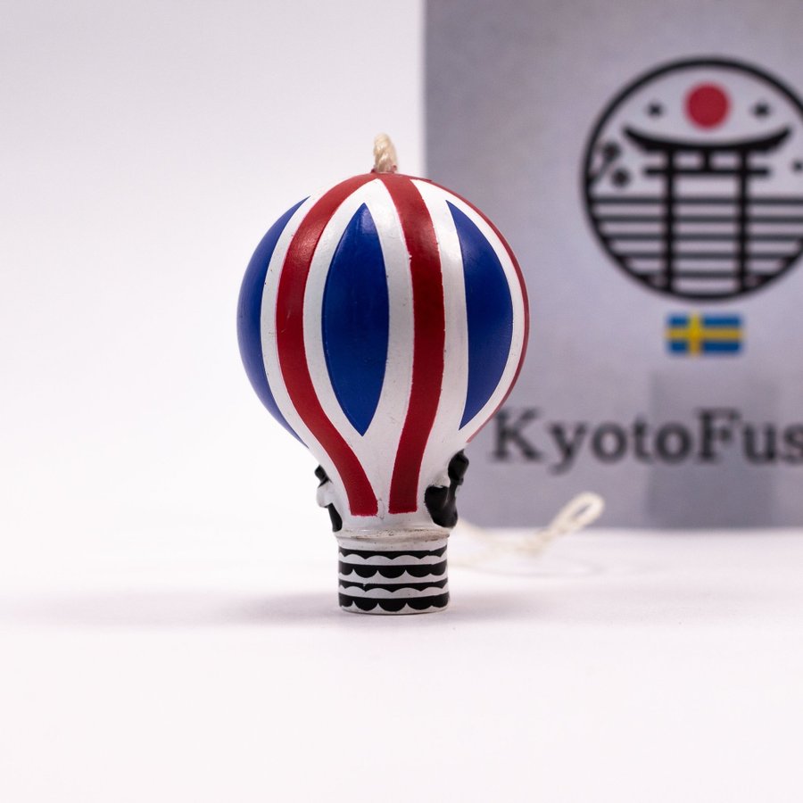 Lisa Larson ◇ Traffic Liten luftballong Lisa Larson figurin: Luftballong från serien 