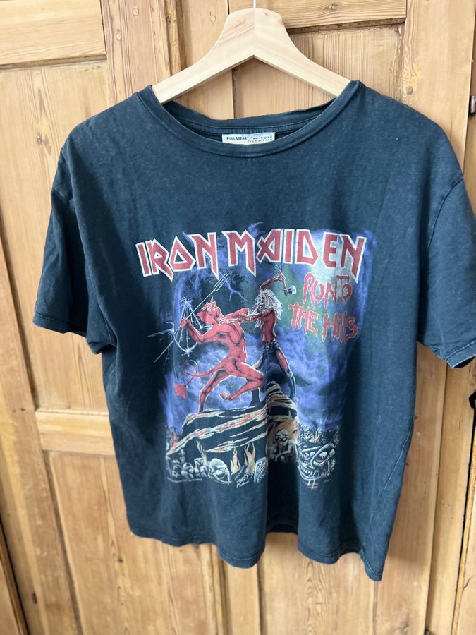 Iron maiden t shirt S bershka