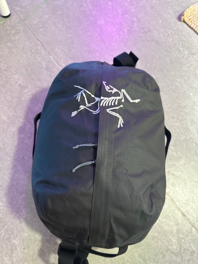 Arc'teryx carrier duffle 35 | Köp på Tradera (733787925)