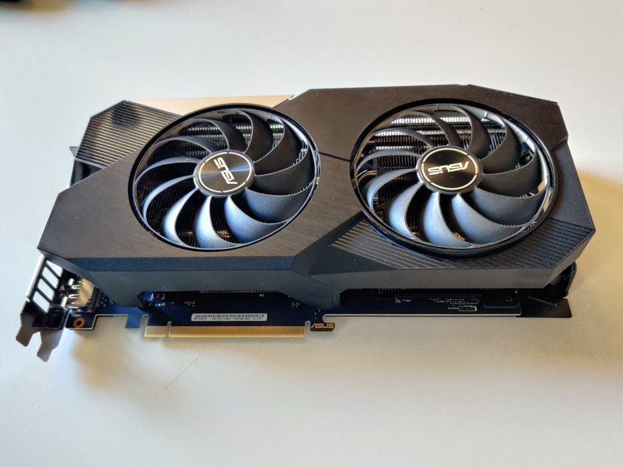 最終価格ASUS DUAL-RTX3070-8G-SI グラフィックボード ASUS、「GeForce RTX 3070」搭載したビデオカード2機種 - 価格.com