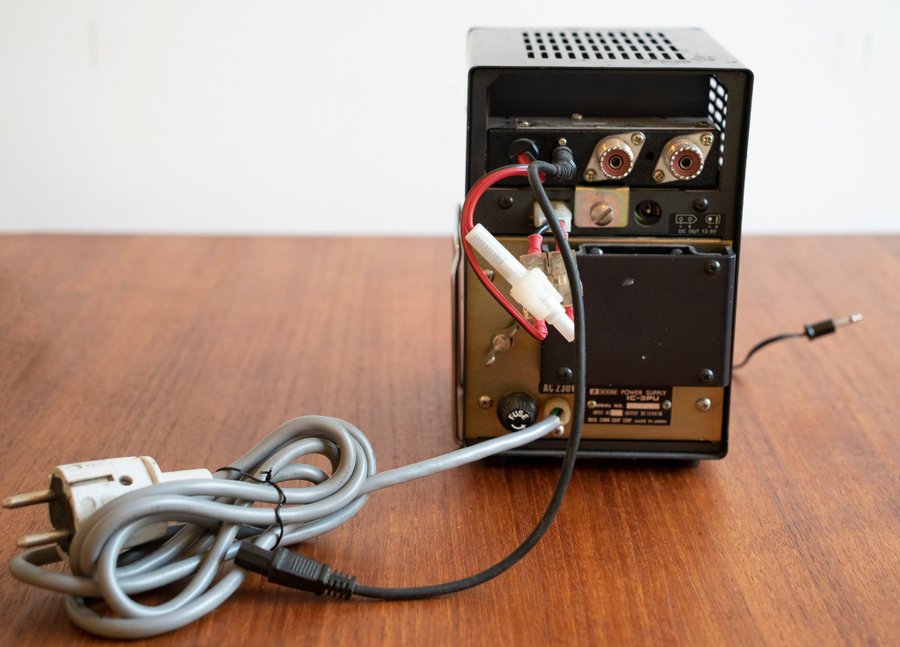 ICOM IC-3PS POWER ＋ IC-20L AMPLIFIER - メルカリ