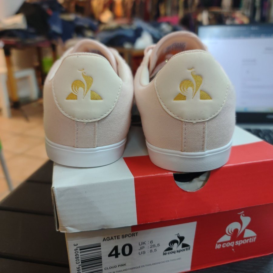 Se produkter som liknar Le Coq Sportif Agate Sport Sn. pa Tradera 644165344