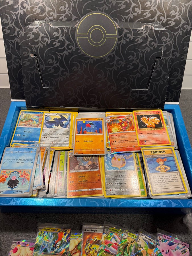 Pokémon bulk runt 6.5kg m. reverses/holos samt .. | Köp på Tradera ...
