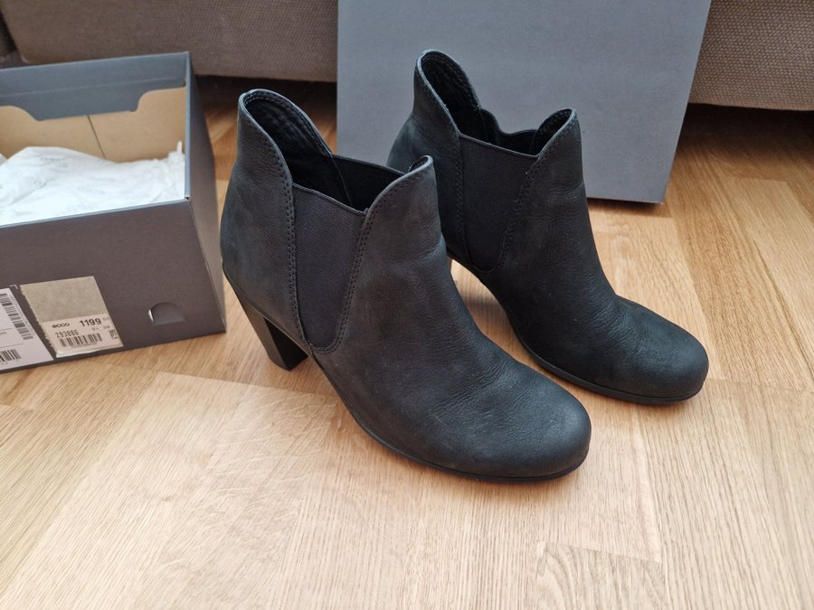 Se produkter som liknar Ecco Low cut mocca stovletter. pa Tradera 648574563