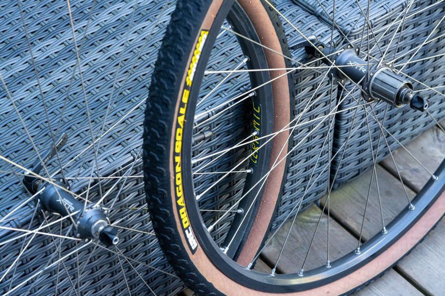 Se produkter som liknar Shimano XTR M950 Mavic 117 SU.. på