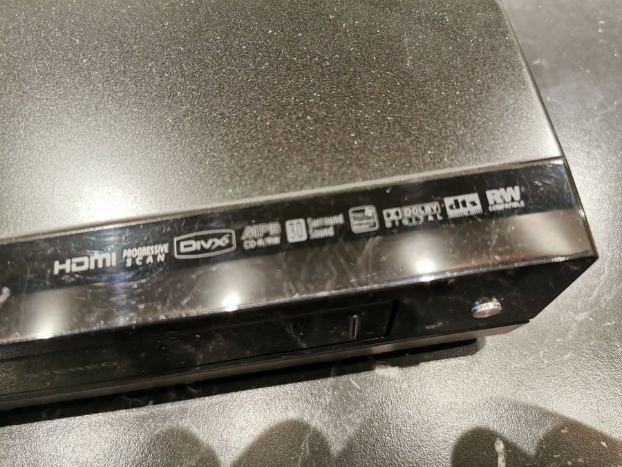 LG V390H Dvd Player / VHS Combi Full HD Upscal.. Köp på Tradera