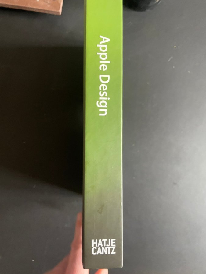 アート・デザイン・音楽 Apple Design 1997-2011 HATJE CANTZ Apple Design 1997-2011 日本語版 -ハードカバー- | Sabine