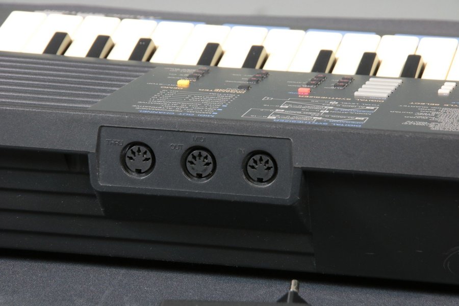 Yamaha Portasound PSS-680 Mu.. | Köp från UniqueVintage på Yamaha Portasound PSS-680 Mu.. | Köp från UniqueVintage på