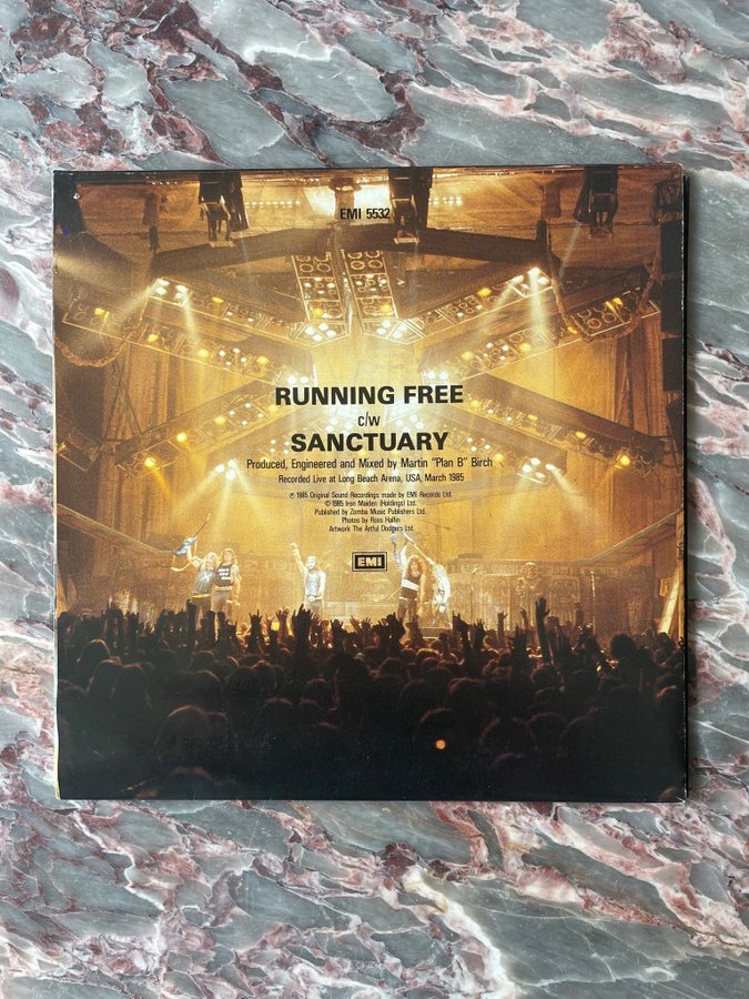 アイアン・メイデン　Running Free / Sanctuary　限定 7” 618c9z8kCuL._UF1000,1000_QL80_.jpg