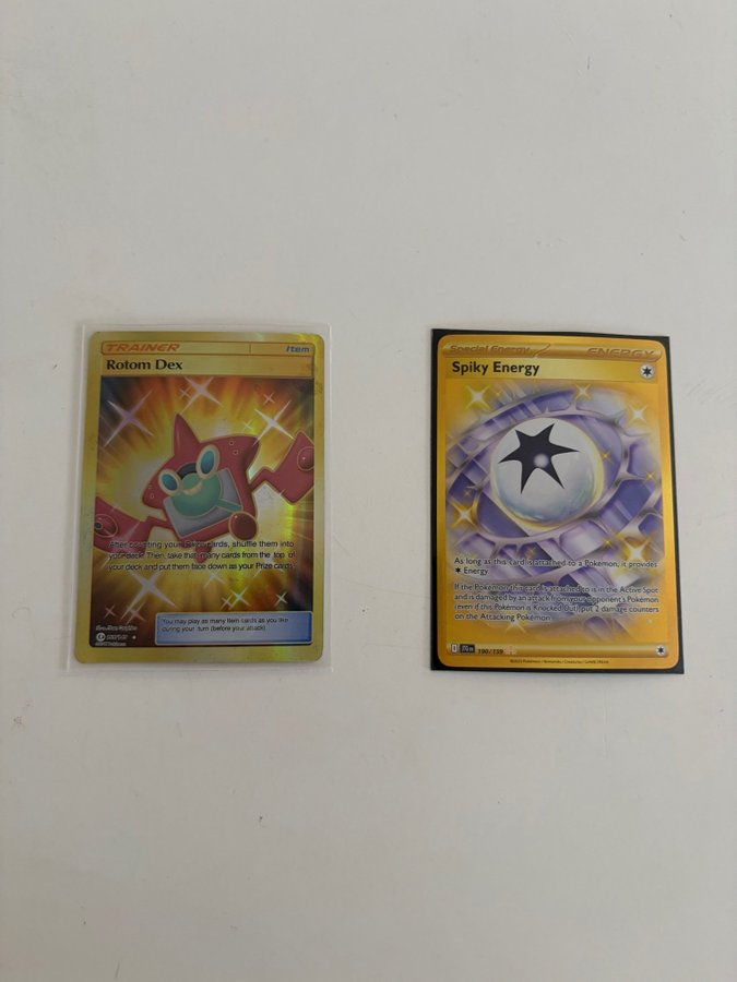 Pokmon Gold Secret Rare  Rotom Dex & Spiky En.. | Kp p Tradera  (732087527)