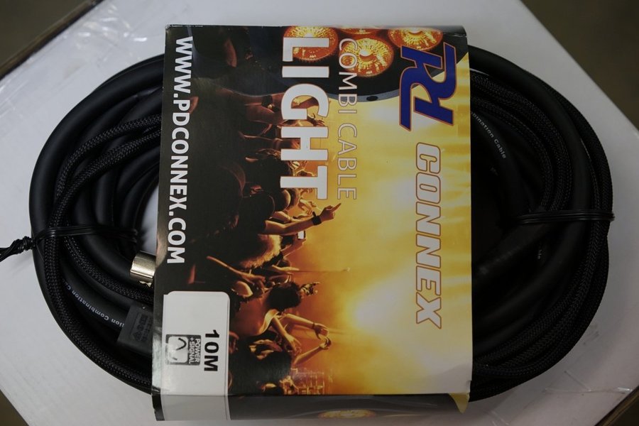 HibikiJapaneseHarmony700ml 6本セット 値下げ交渉あり 2 kombikablar XLR och 230V i samm.. | Köp från Billebro på