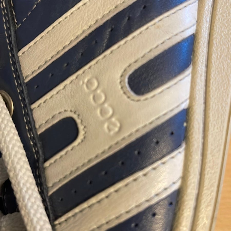 Blaa Ecco sneakers blåa 40 | Köp på Tradera (747221257)