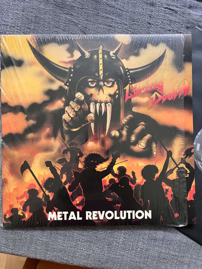 Living Death – Metal Revolution (Ltd White/Blac.. | Köp på Tradera