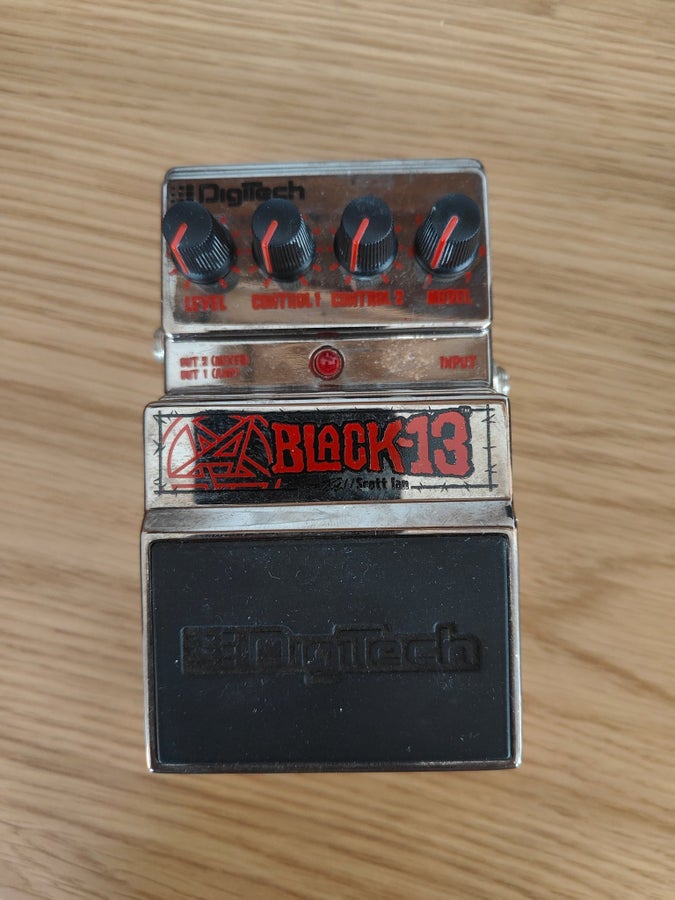 DigiTech Black-13 Scott Ian Signature Pedal | Köp på Tradera