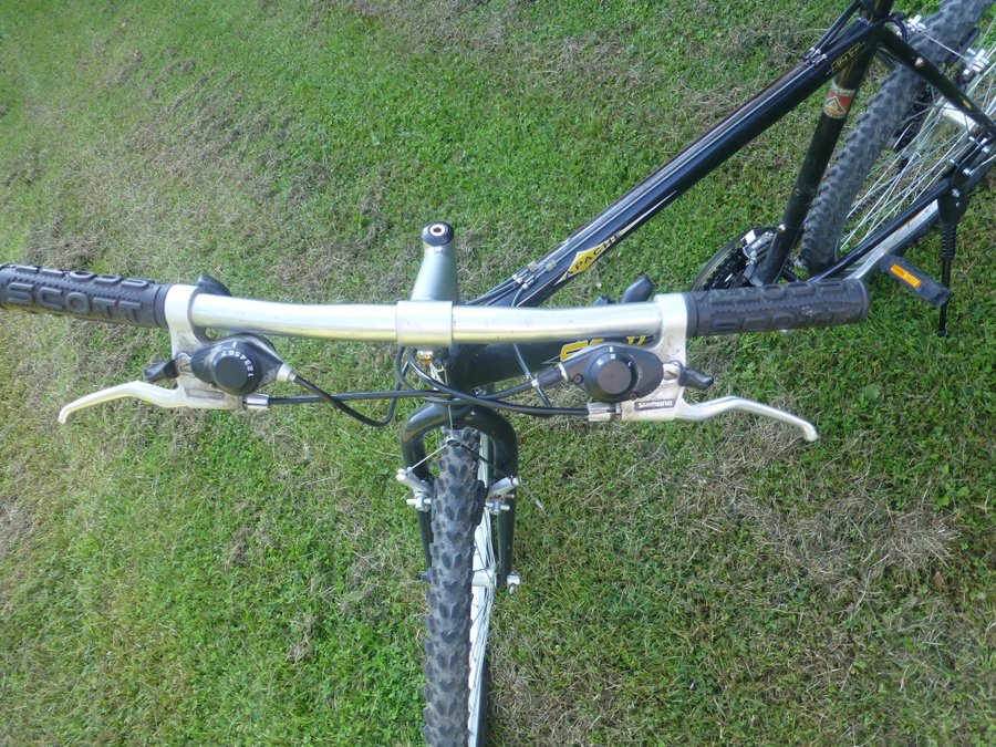 Scott apache mountain bike hotsell