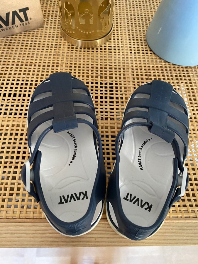Kavat hotsell beach sandal