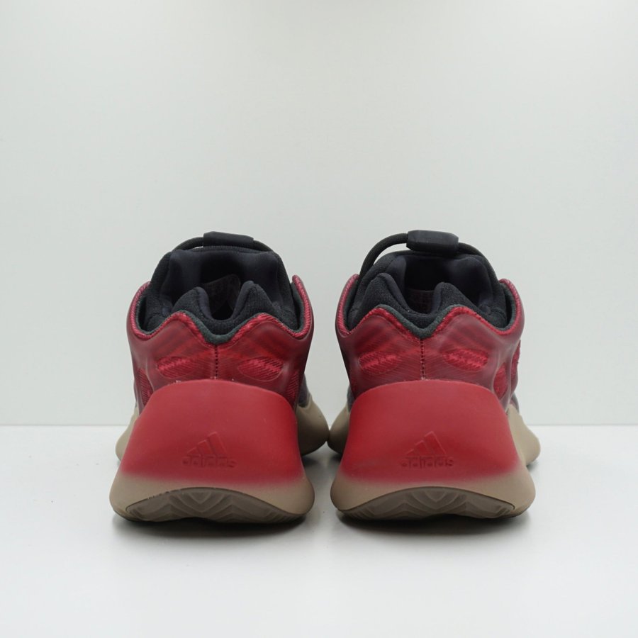 Adidas Yeezy 700 V3 Fade Carbon EU 40