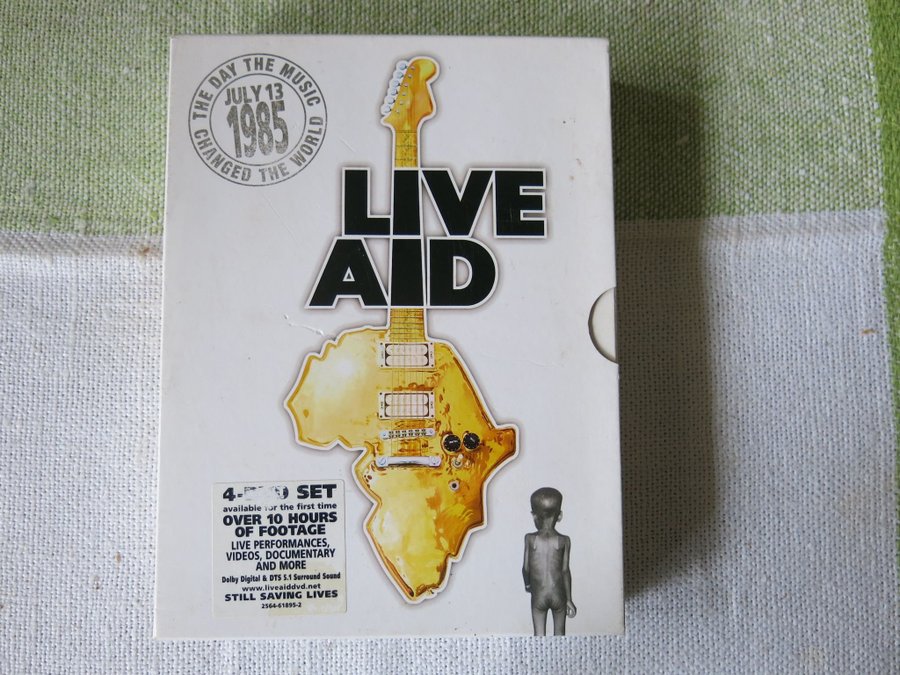 Se produkter som liknar LIVE AID 1985-07-13 - 4 DVD -.. på Tradera