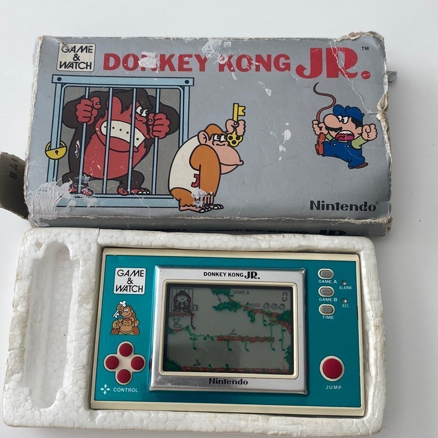 Nintendo Game & Watch Donkey Kong Jr. DJ-101 – .. | Køb på Tradera
