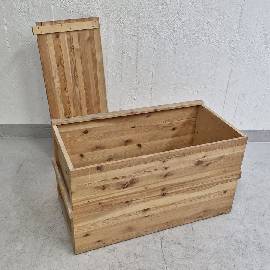 Se produkter som liknar Låda i trä med lock - Trälåda.. på Tradera ...