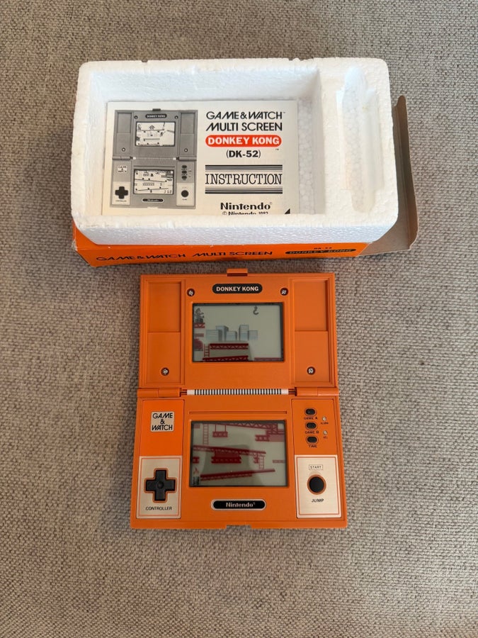 Se produkter som liknar Nintendo Game & Watch Donkey .. på Tradera
