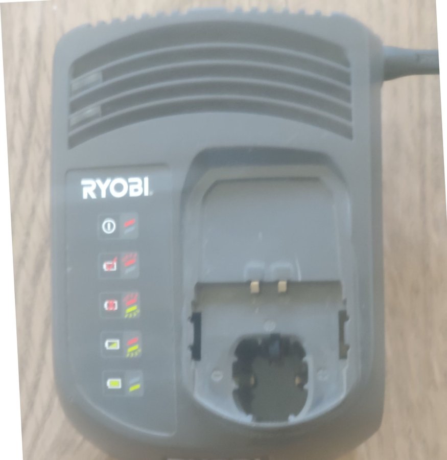 Ryobi LCD1802 18V SKRUVDRAGARE