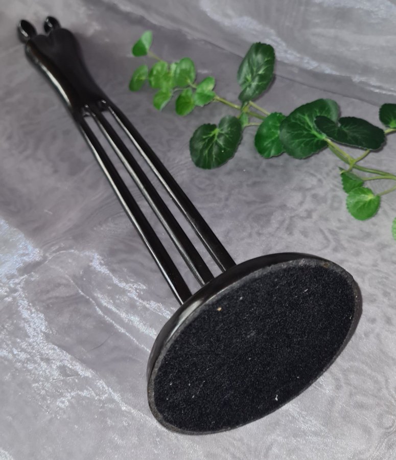 Se produkter som liknar Two Become One, Skulptur i Br.. på Tradera