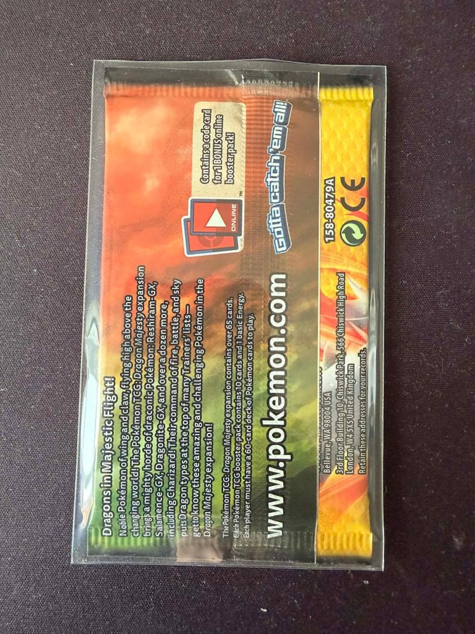 Se produkter som liknar Pokemon Dragon Majesty booster p Tradera  (717920621)
