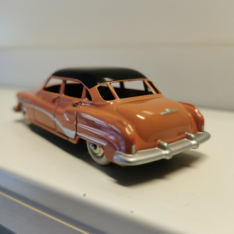 美品レア　オールドDINKY TOYS BUICK ROADMASTERミニカー Dinky Toys (France) No. 24V Buick Roadmaster Good Original