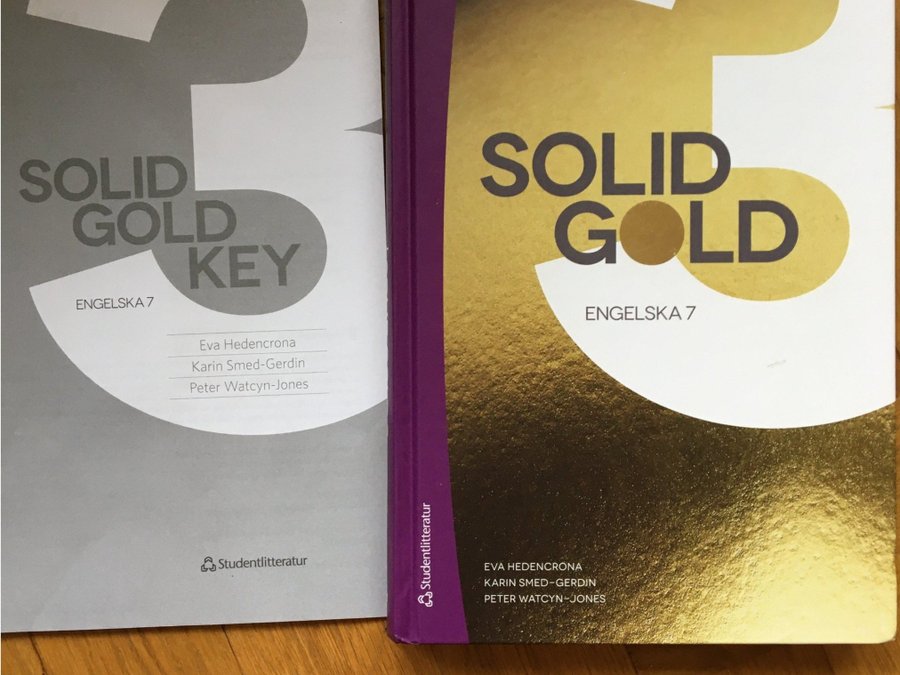Solid Gold 3 Engelska 7 + häfte + digital produkt Köp på Tradera (592253104)